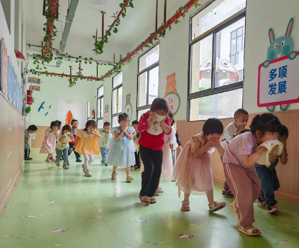 消防在“童”心，安全护“童”行  --宜春市袁州区天台小学在行动