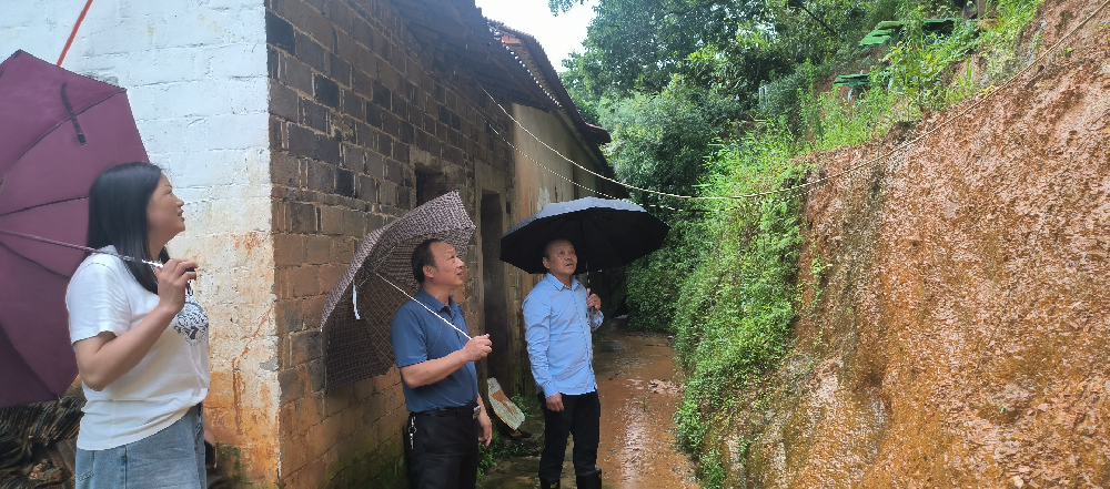 以雨为令 闻“汛”而动 全面筑牢汛期安全防线